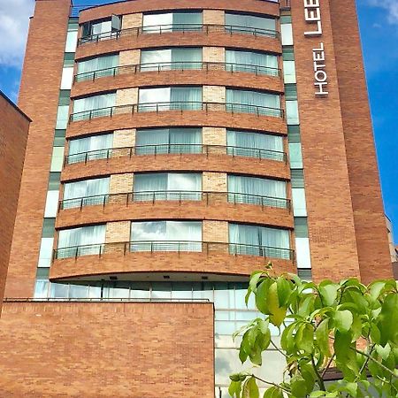 Leblon Suites Hotel Medellin Bagian luar foto
