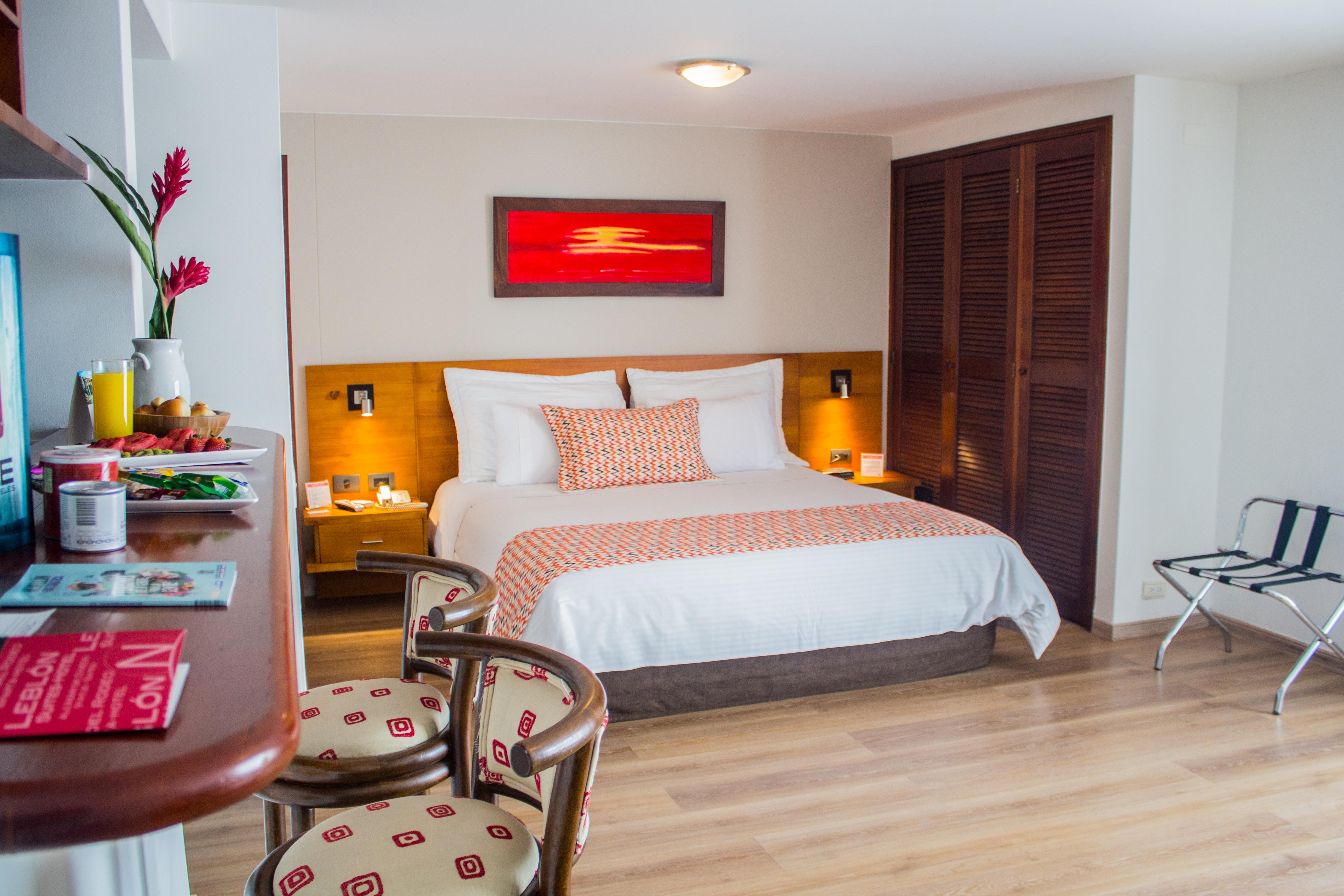 Leblon Suites Hotel Medellin Bagian luar foto