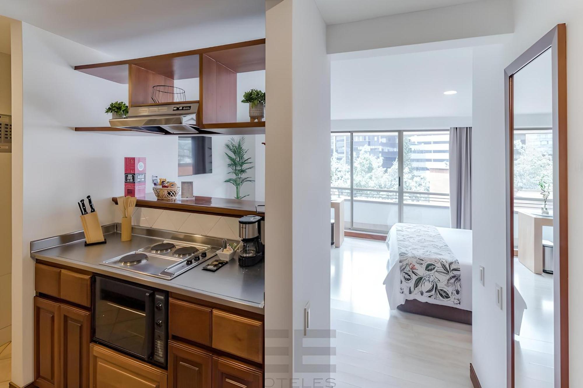 Leblon Suites Hotel Medellin Bagian luar foto
