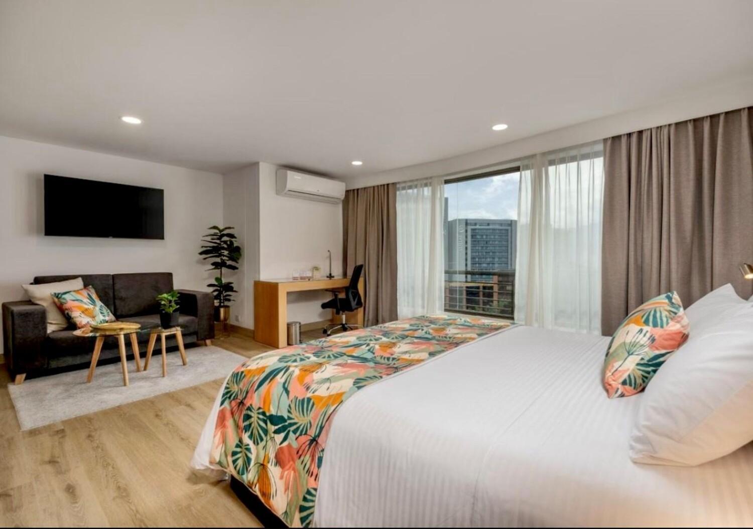 Leblon Suites Hotel Medellin Bagian luar foto