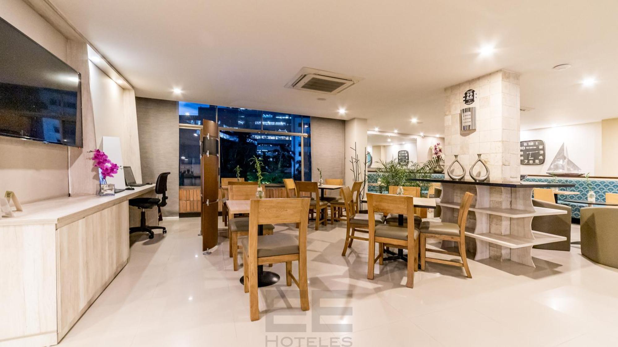 Leblon Suites Hotel Medellin Bagian luar foto