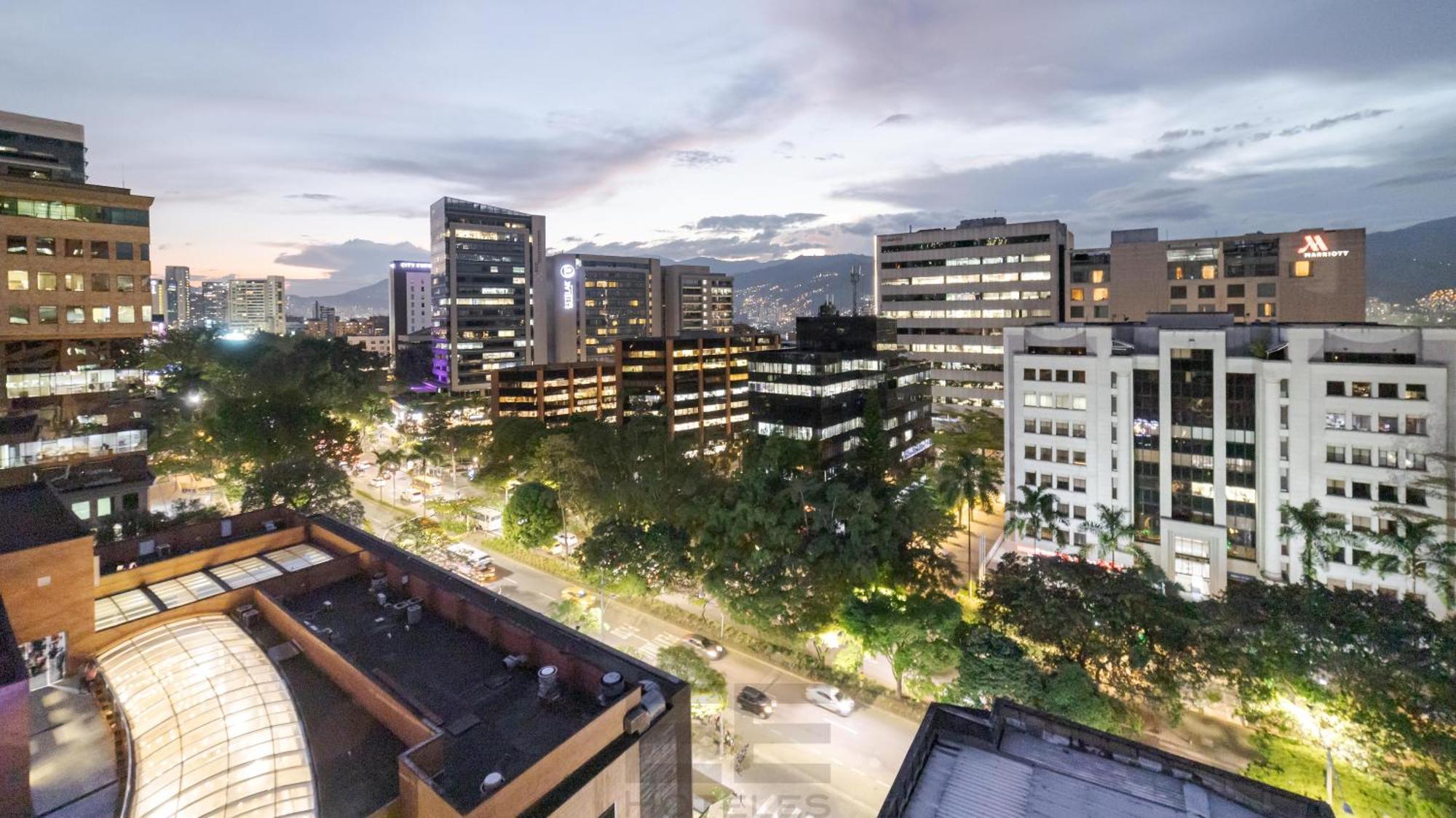 Leblon Suites Hotel Medellin Bagian luar foto
